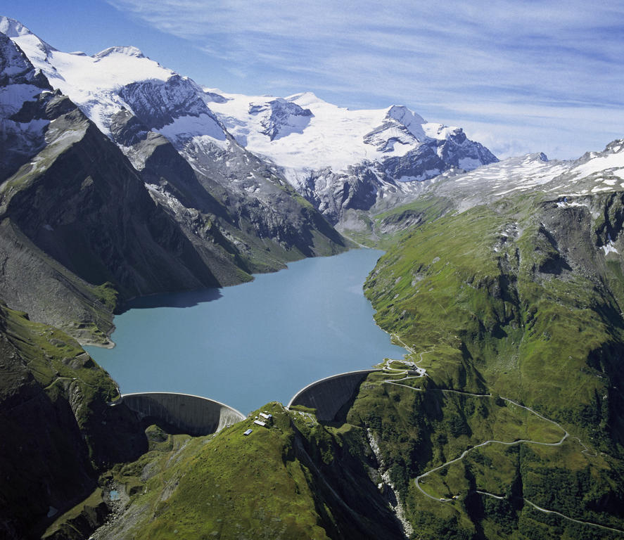 Hotel Oberwirt - Nahe An Saalbach Und Zell Am See Viehhofen Buitenkant foto